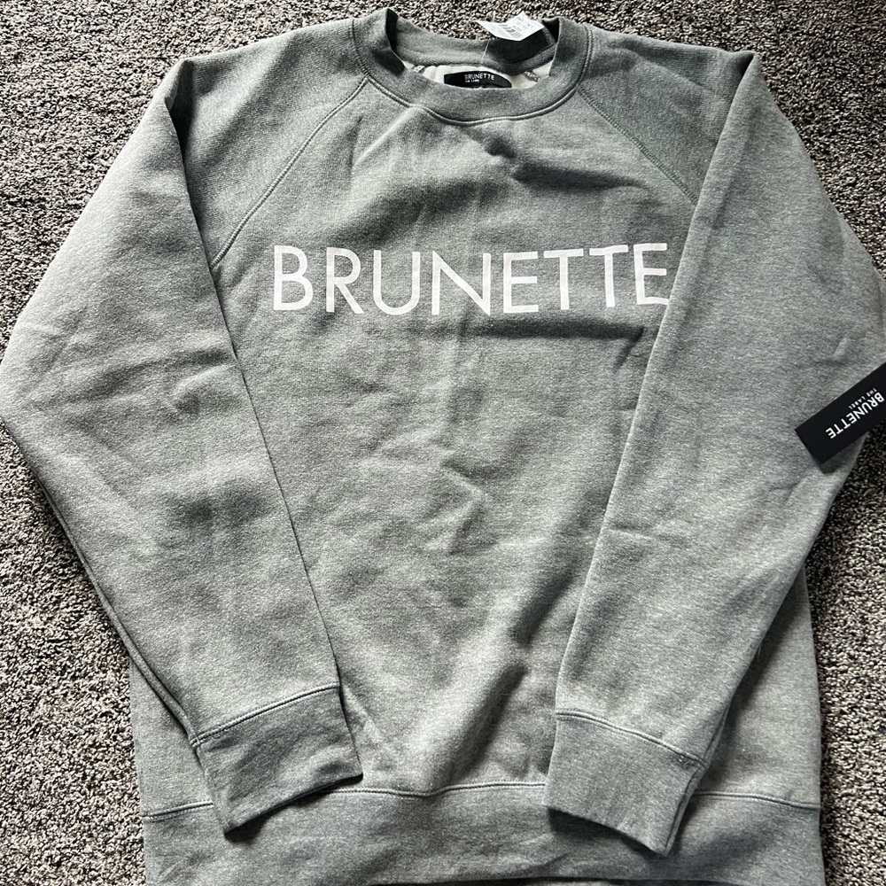 Brunette the label gray L/XL classic crew neck sweatshirt NWT